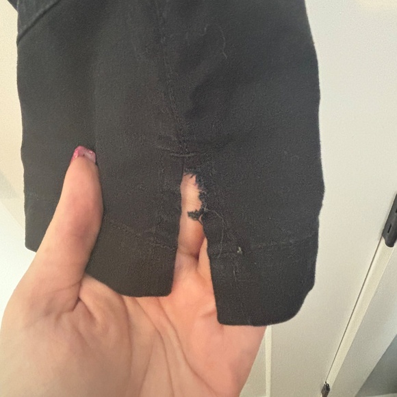 Patagonia Venga Rock Capri in Black Size 4 - Picture 4 of 4